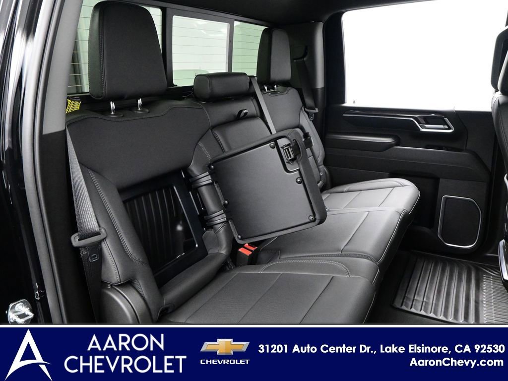 New 2026 Chevrolet Silverado 2500 LTZ w/ LTZ Premium Package AWD/4WD image 13