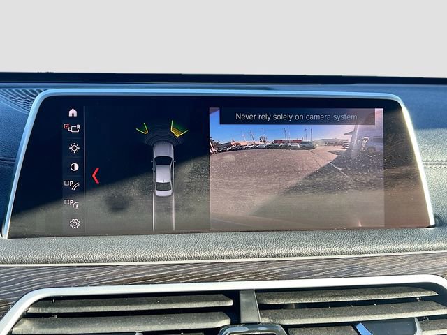 Used 2019 BMW 740i w/ M Sport Package image 14