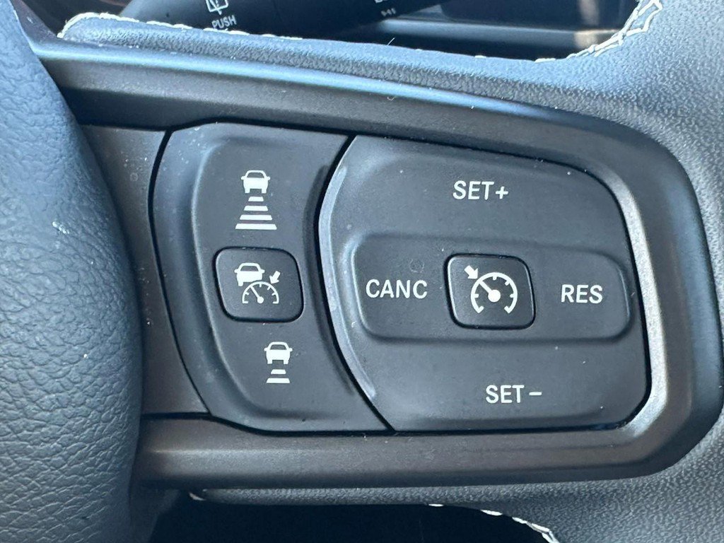 Used 2025 Jeep Wrangler Unlimited Rubicon image 19