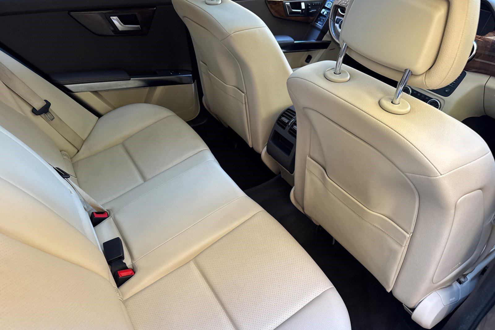 Used 2013 Mercedes-Benz GLK 350 4MATIC image 34