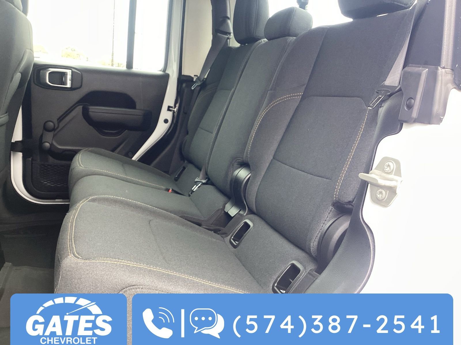 Used 2024 Jeep Gladiator Sport image 16