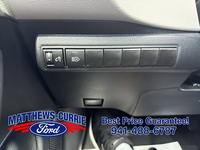 Used 2022 Toyota Corolla LE w/ LE Convenience Package FWD image 24