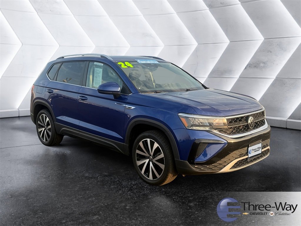 Used 2024 Volkswagen Taos SE image 7