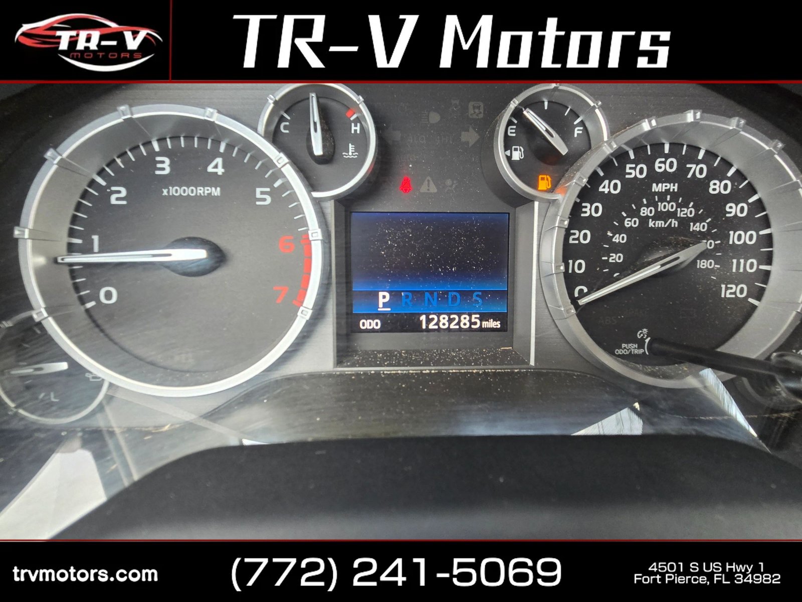 Used 2014 Toyota Tundra SR5 w/ SR5 Upgrade Package RWD image 19