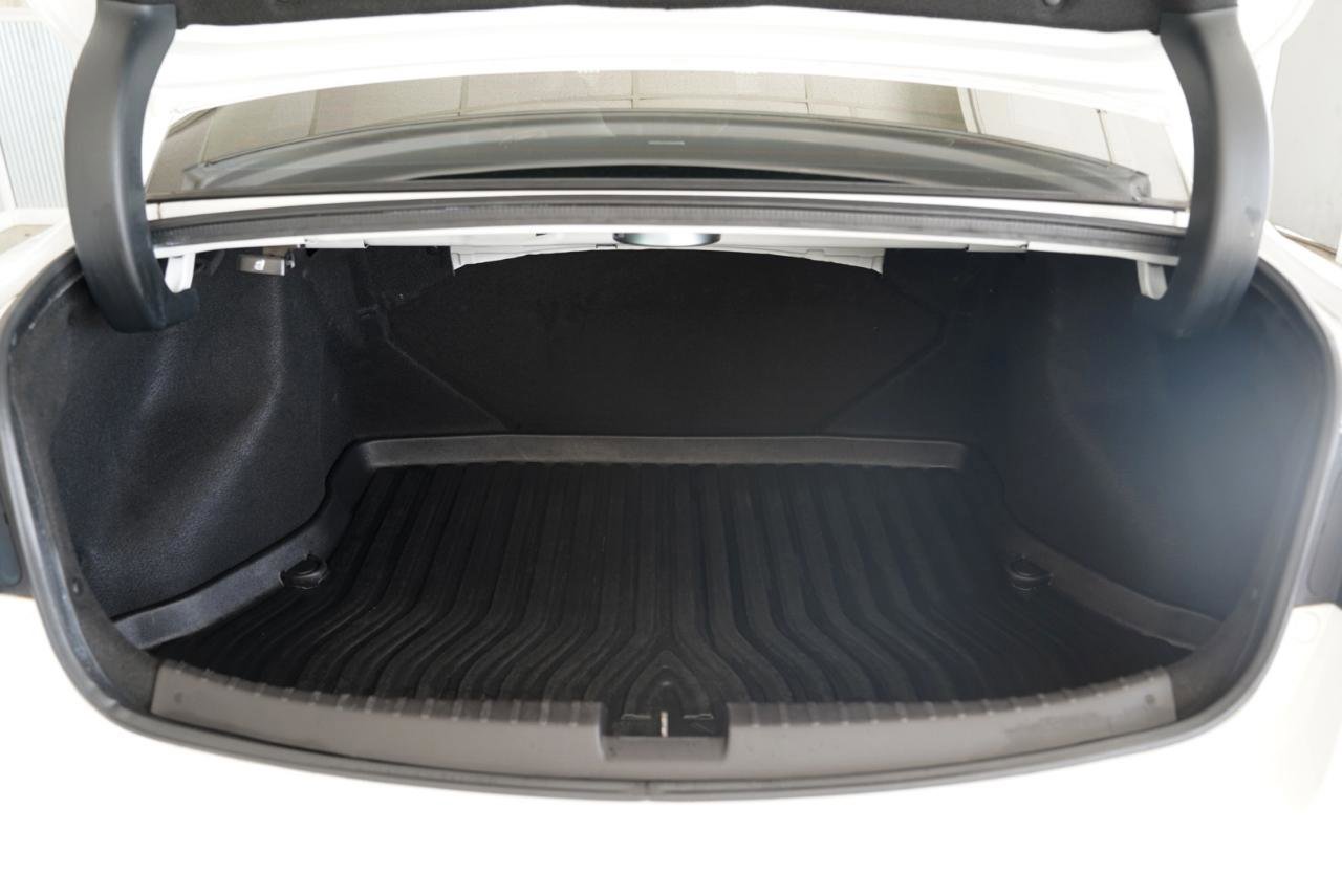 Used 2016 Acura ILX FWD image 39
