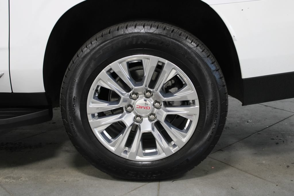 Used 2025 GMC Yukon XL Denali AWD/4WD image 19
