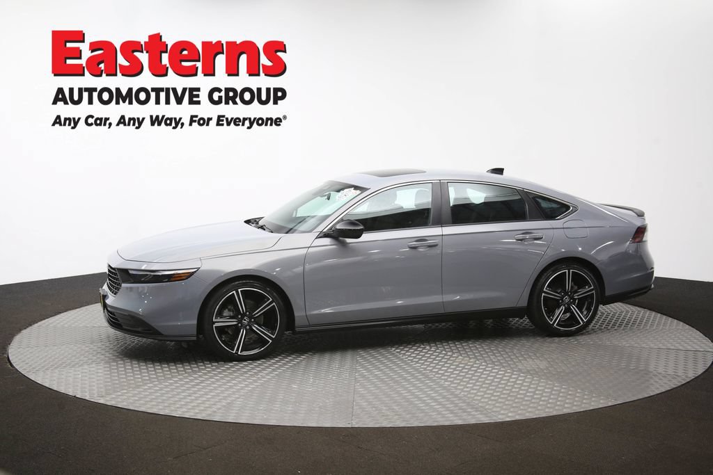 Used 2025 Honda Accord Sport image 59