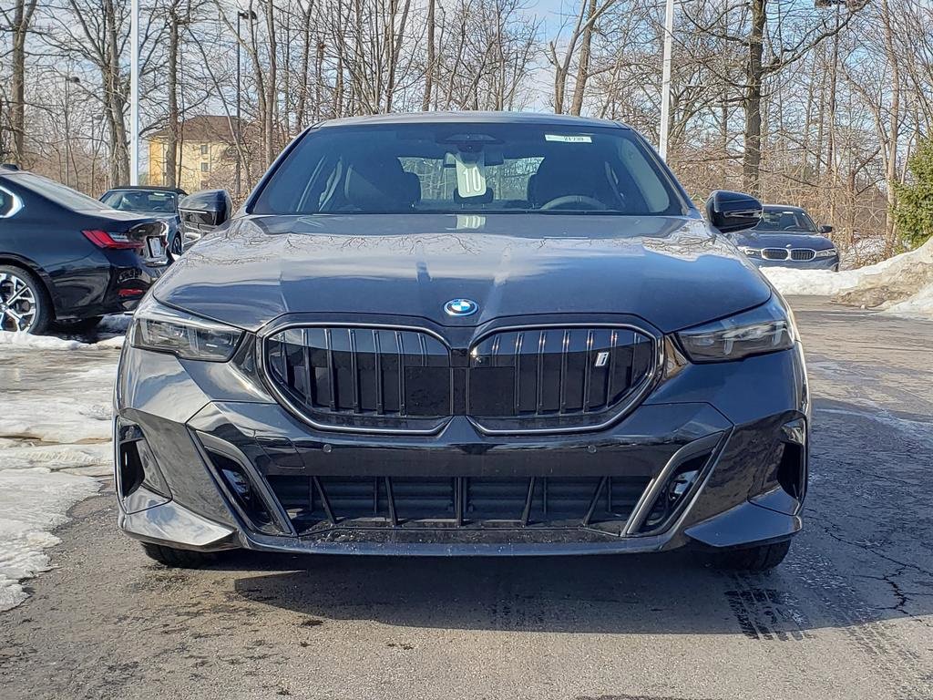 New 2026 BMW i5 eDrive40 w/ M Sport Package image 2