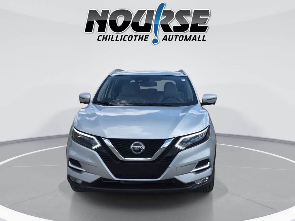 Used 2022 Nissan Rogue Sport SL w/ Premium Package image 3