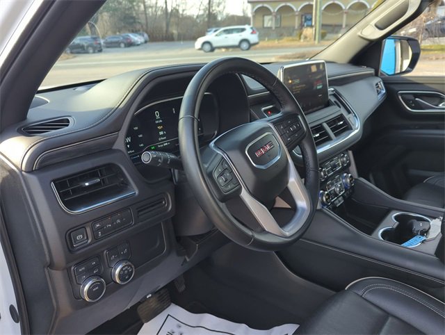 Used 2024 GMC Yukon SLT image 10