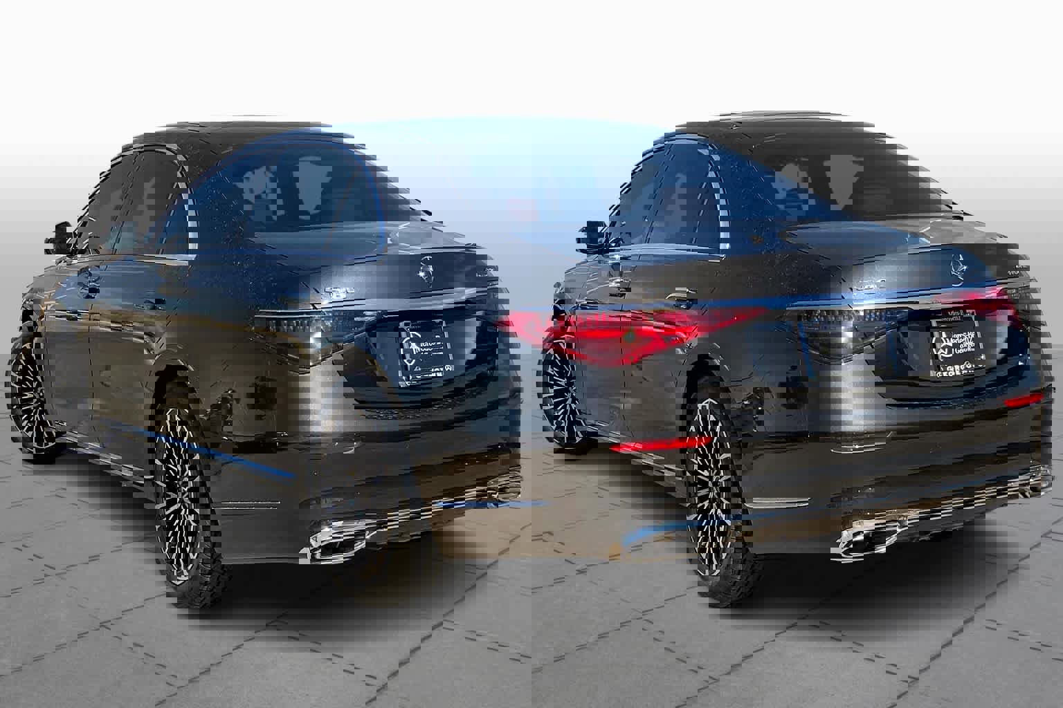 New 2024 Mercedes-Benz S 580 4MATIC Sedan image 4