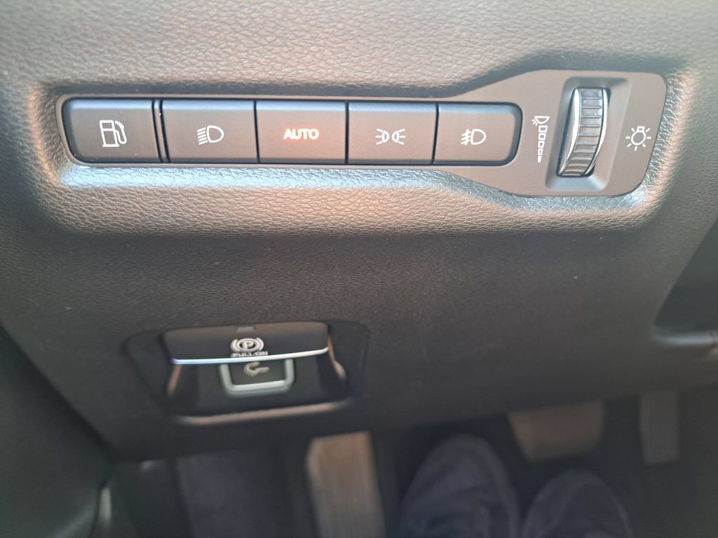 New 2026 Jeep Cherokee Laredo AWD/4WD image 19
