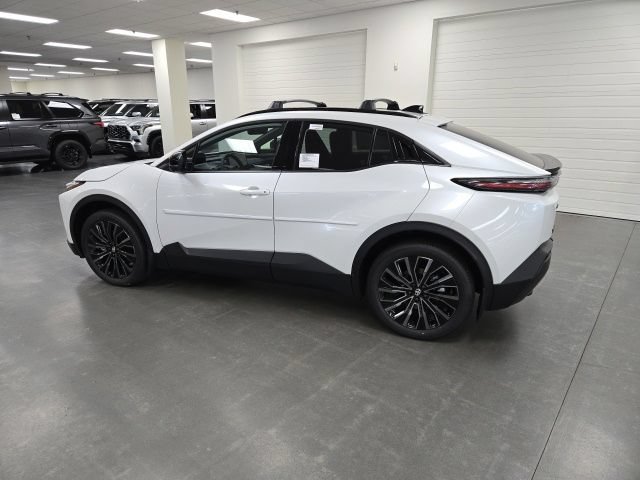 New 2026 Toyota C-HR AWD/4WD image 3