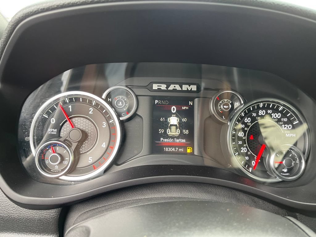 Used 2023 RAM 2500 Big Horn w/ Cold Weather Group AWD/4WD image 5