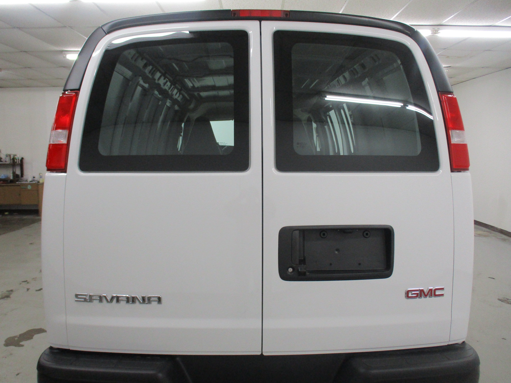 New 2026 GMC Savana 2500 w/ Driver Convenience Package RWD image 7
