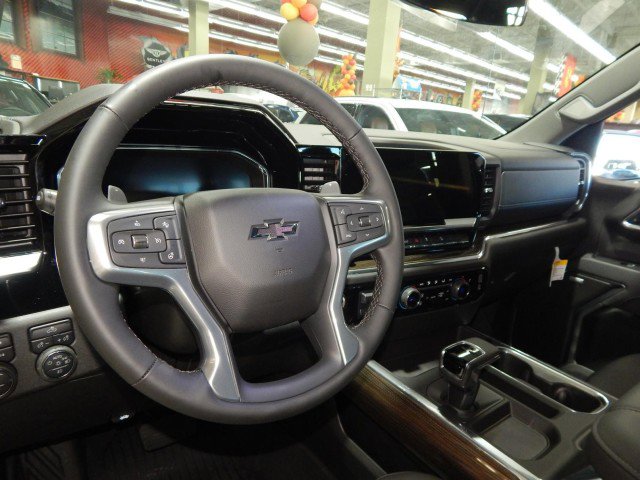 Used 2025 Chevrolet Silverado 1500 RST w/ Convenience Package II image 23