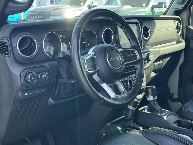 Used 2022 Jeep Wrangler Unlimited Sahara AWD/4WD image 12