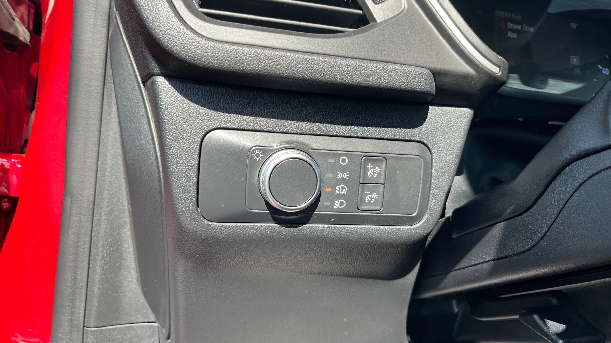 Used 2020 Ford Escape SE AWD/4WD image 19