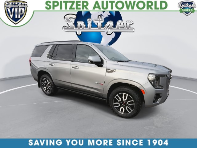 Used 2024 GMC Yukon AT4 w/ Technology Package AWD/4WD image 2