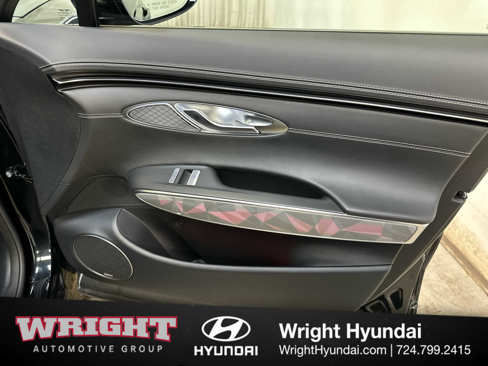 Certified 2025 Genesis GV70 3.5T Sport w/ Sport Advanced Package image 17