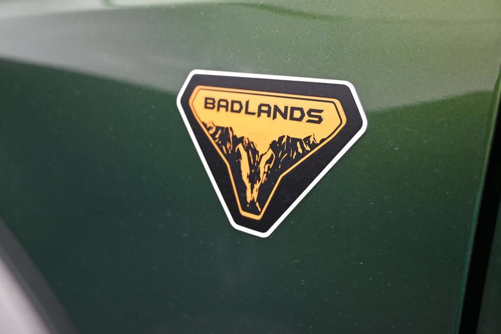 Used 2025 Ford Bronco Badlands AWD/4WD image 18