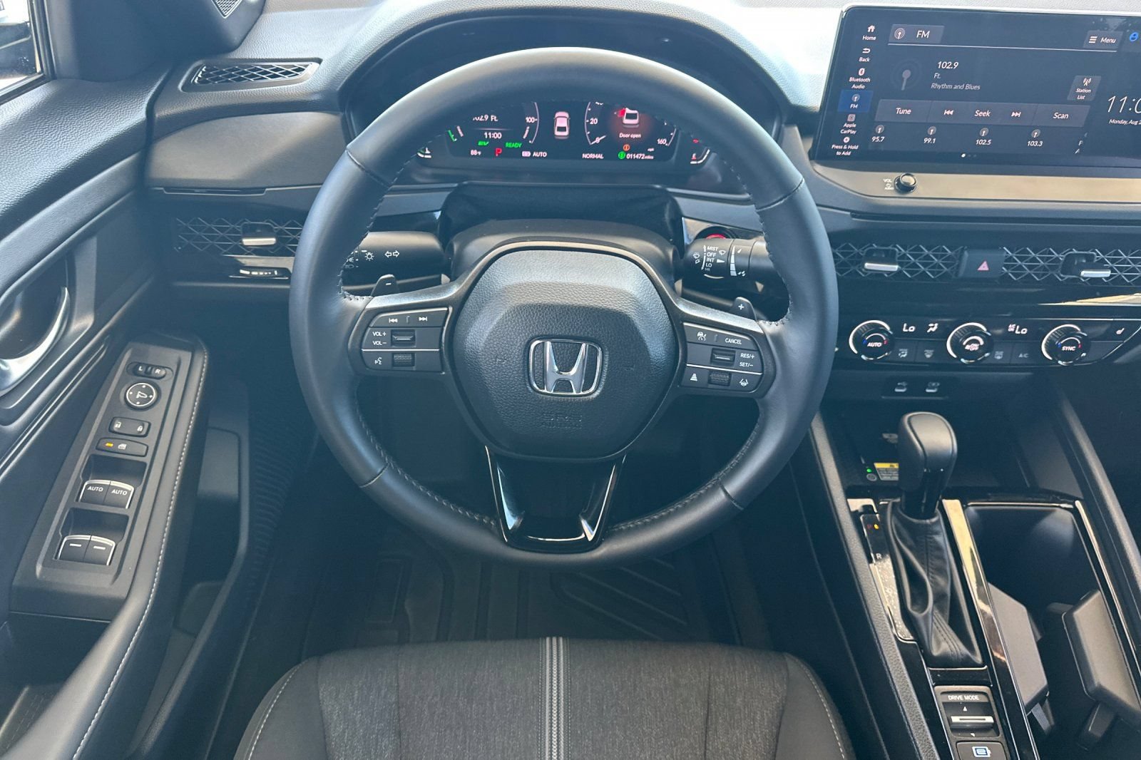 Used 2025 Honda Accord Sport image 14