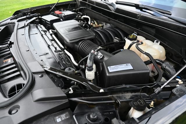 Used 2021 GMC Yukon Denali w/ Denali Ultimate Package AWD/4WD image 16