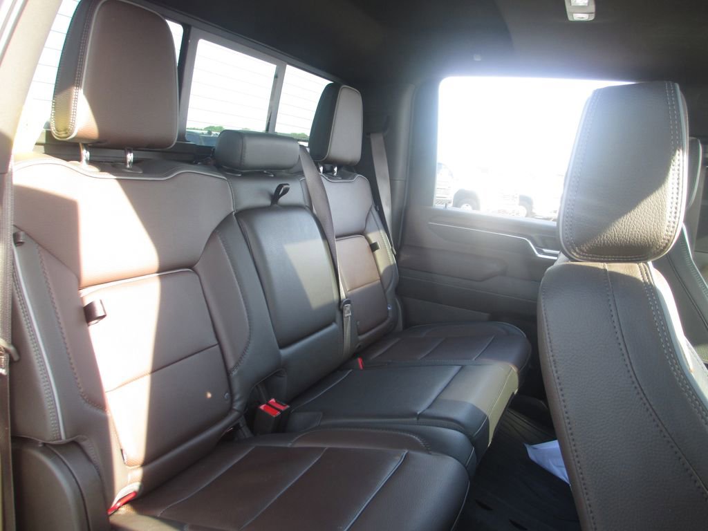 Used 2024 GMC Sierra 2500 Denali w/ Denali Reserve Package AWD/4WD image 28