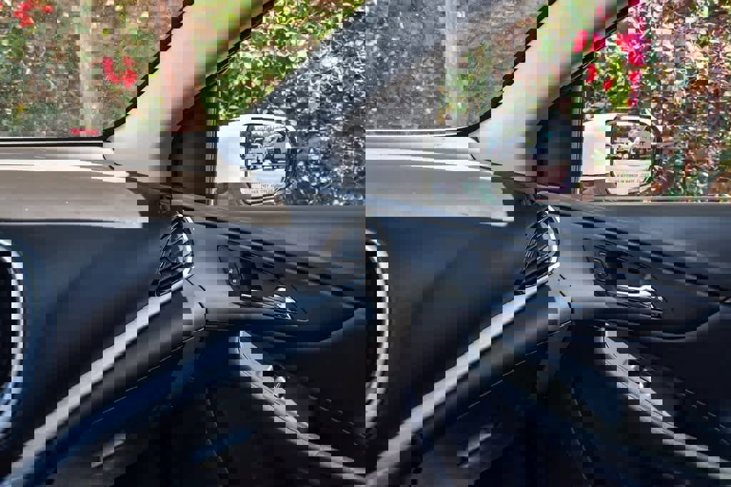 Used 2019 Chevrolet Volt LT w/ Power Convenience Package image 26