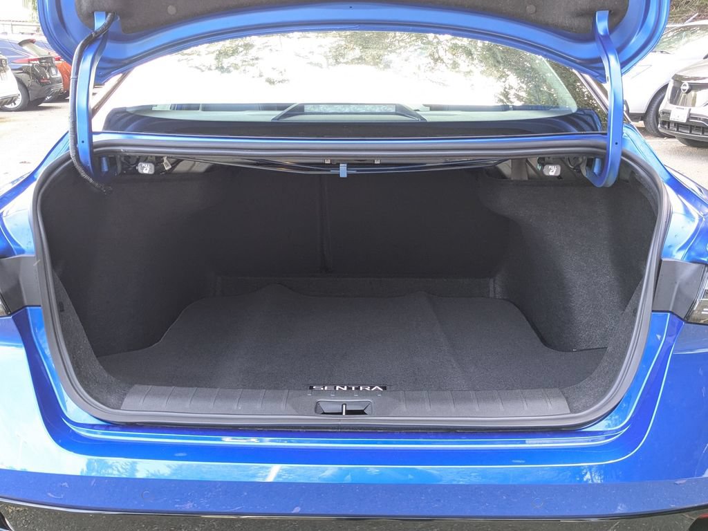 New 2026 Nissan Sentra SR w/ SR Premium Package FWD image 25