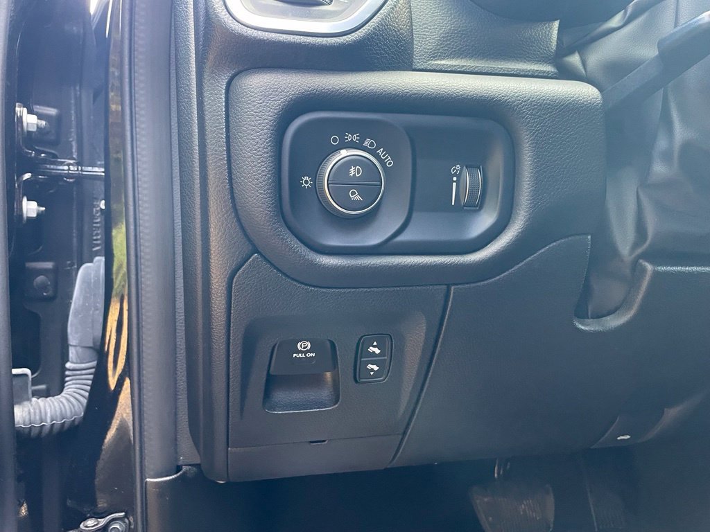 Used 2024 RAM 1500 Big Horn AWD/4WD image 12