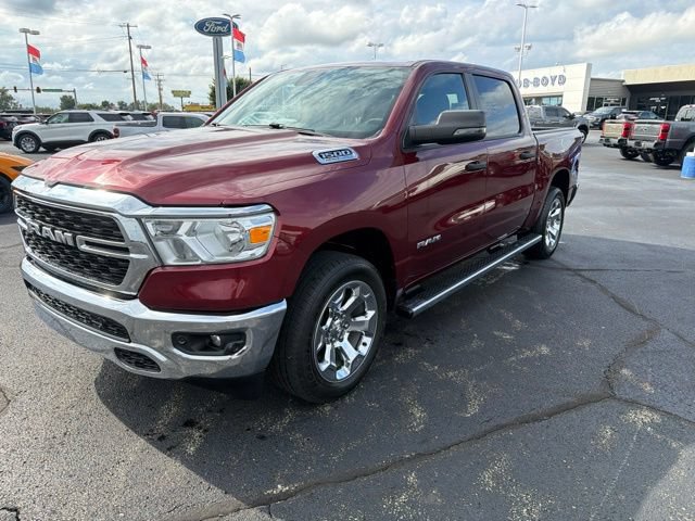 Used 2023 RAM 1500 Big Horn AWD/4WD image 3