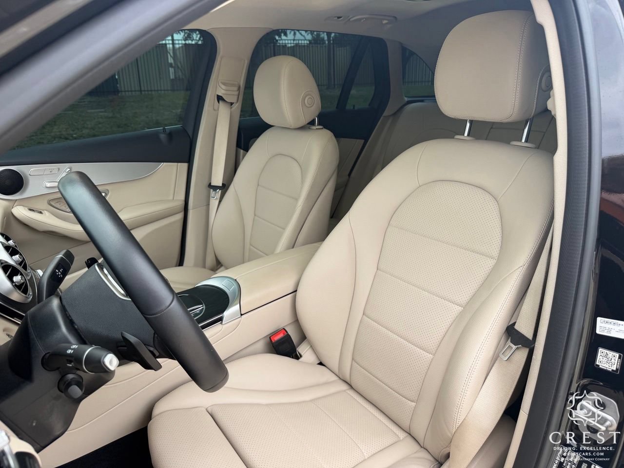 Used 2022 Mercedes-Benz GLC 300 w/ Premium Package Lite image 18
