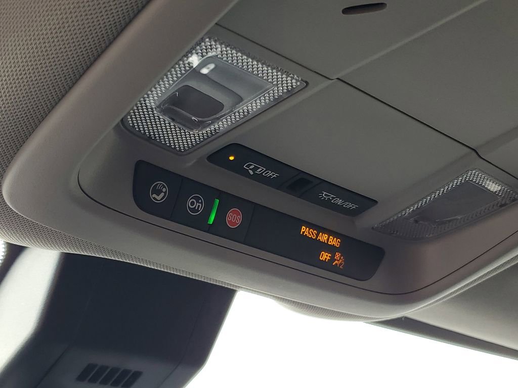 Certified 2024 Chevrolet Equinox LT w/ LPO, Floor Liner Package FWD image 20