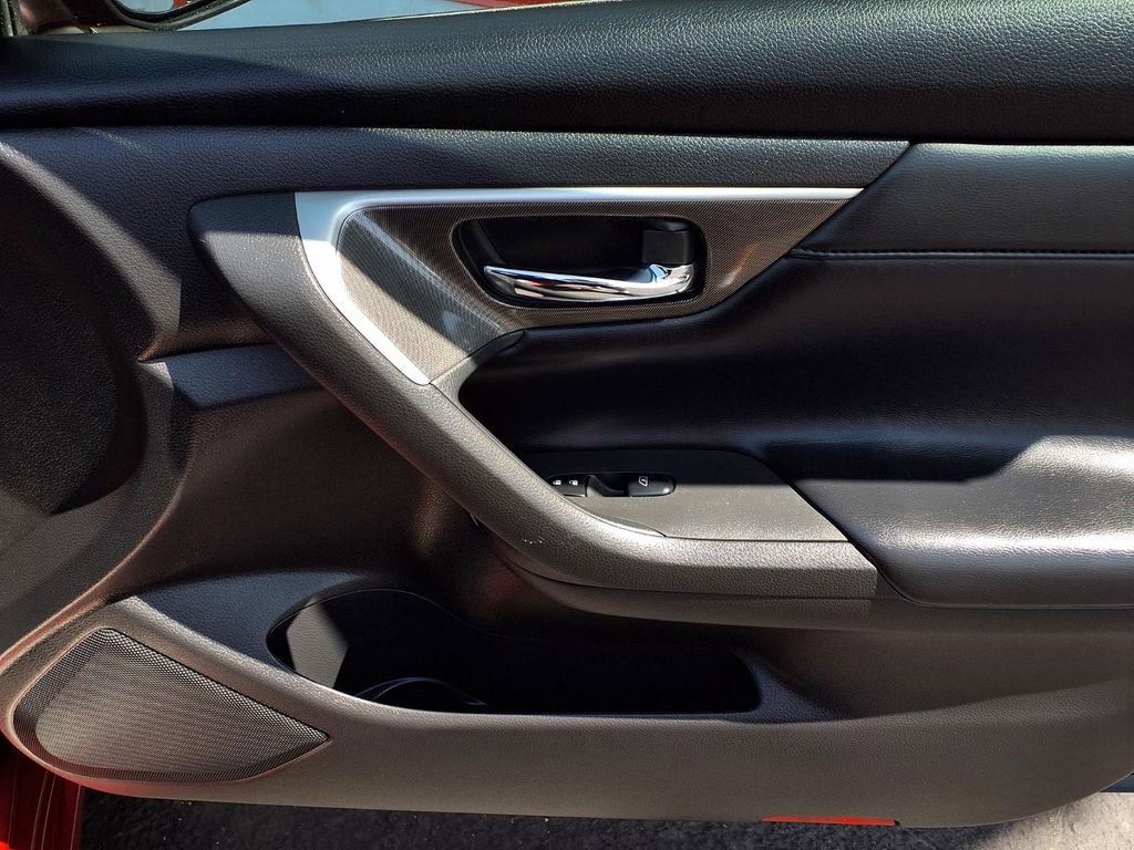 Used 2013 Nissan Altima 2.5 SL FWD image 31