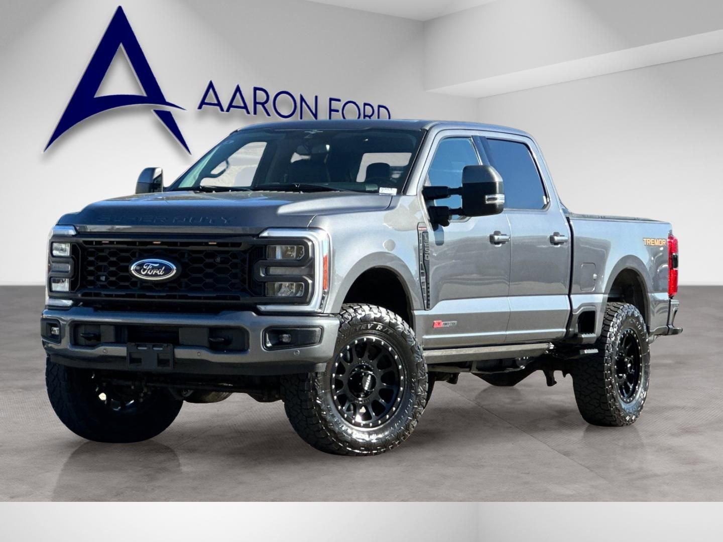 Used 2023 Ford F250 Lariat w/ Lariat Ultimate Package image 2