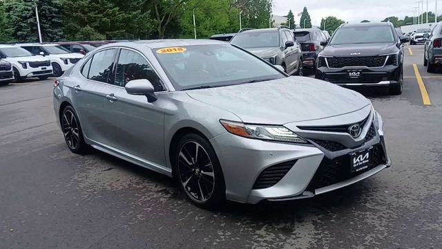 Used 2018 Toyota Camry XSE FWD image 5