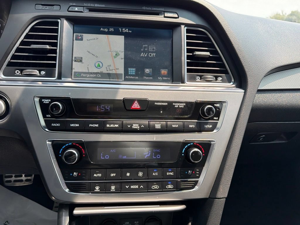 Used 2017 Hyundai Sonata Limited 2.0T FWD image 16
