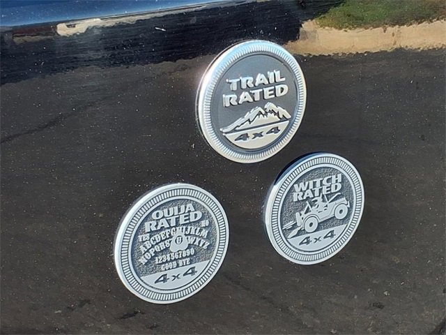 Used 2014 Jeep Wrangler Unlimited Rubicon w/ Connectivity Group image 11