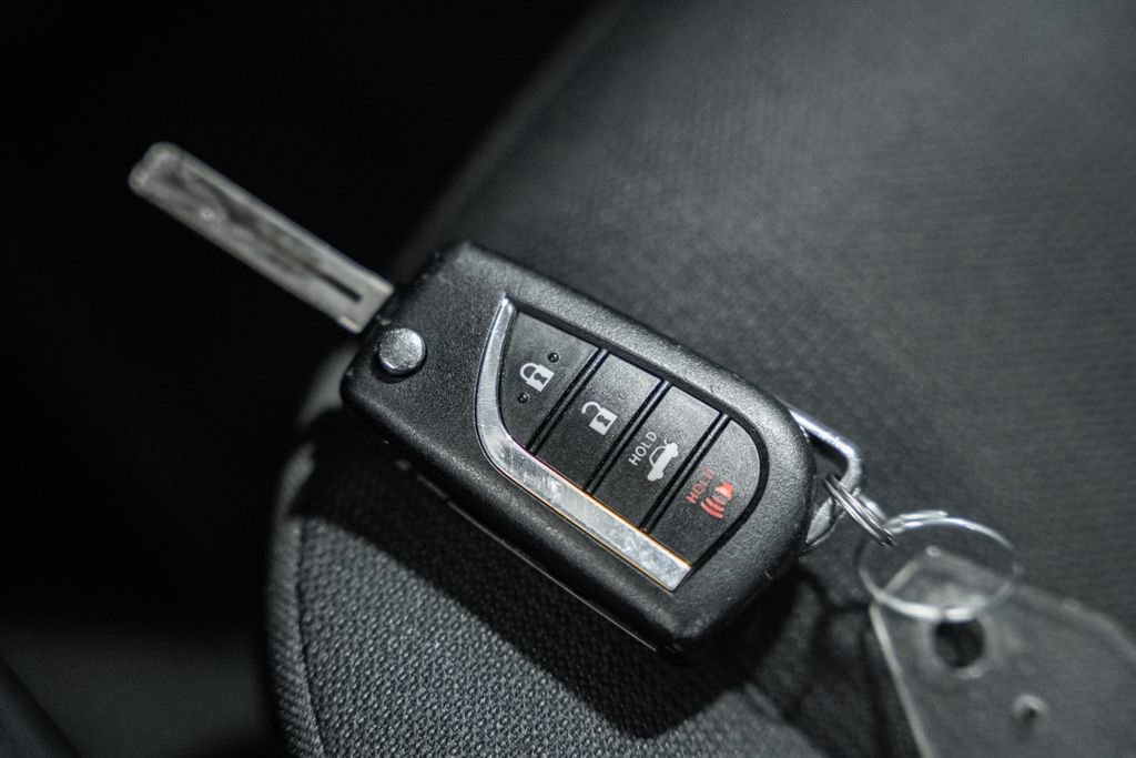 Used 2024 Toyota Corolla LE image 35