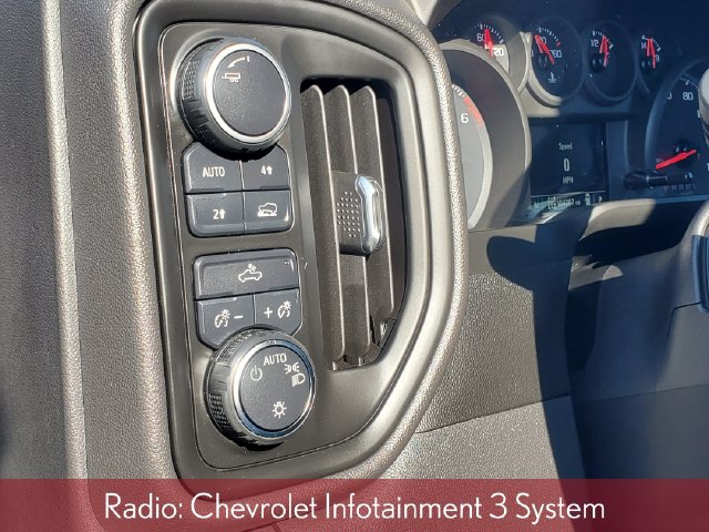 Used 2020 Chevrolet Silverado 1500 Custom w/ Custom Value Package AWD/4WD image 8