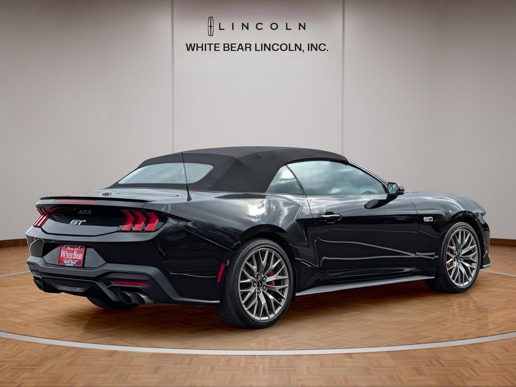 Used 2025 Ford Mustang GT Premium RWD image 5