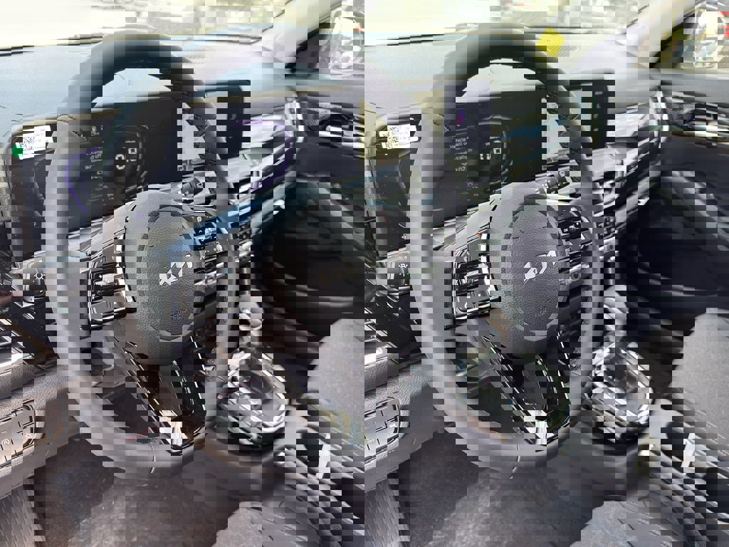 New 2026 Kia Seltos S image 25