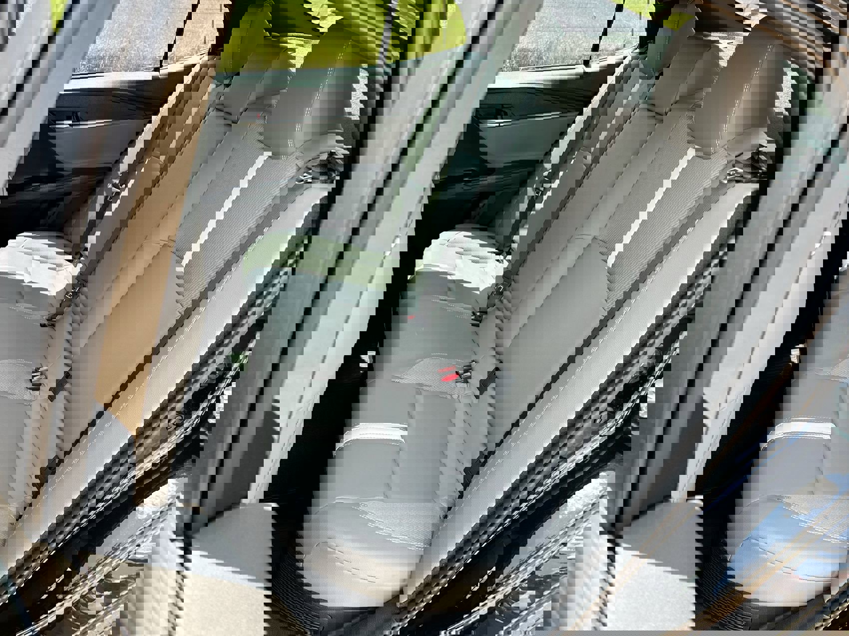 Used 2025 Toyota Camry SE image 21