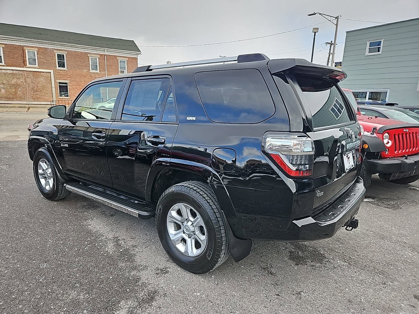 Used 2019 Toyota 4Runner SR5 image 4