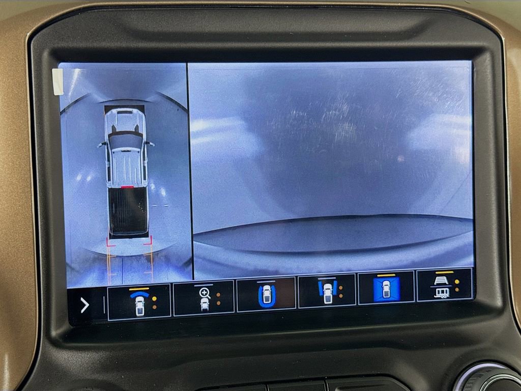 Used 2023 Chevrolet Silverado 3500 High Country w/ Z71 Off-Road Package image 43