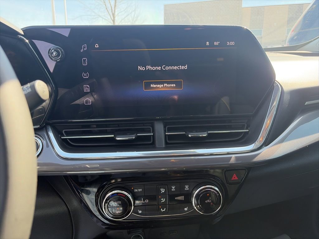 Certified 2025 Chevrolet Trax ACTIV w/ Sunroof Package image 13