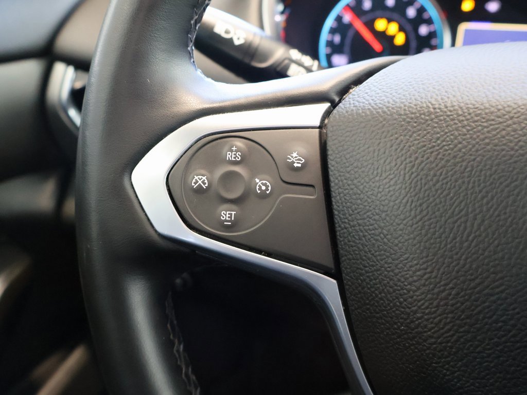 Certified 2023 Chevrolet Traverse LT w/ Midnight/Sport Edition image 16