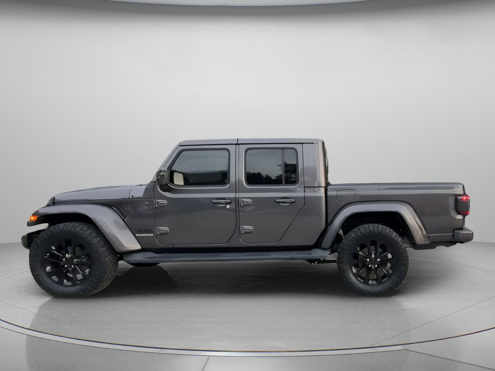 Used 2021 Jeep Gladiator Overland AWD/4WD image 17
