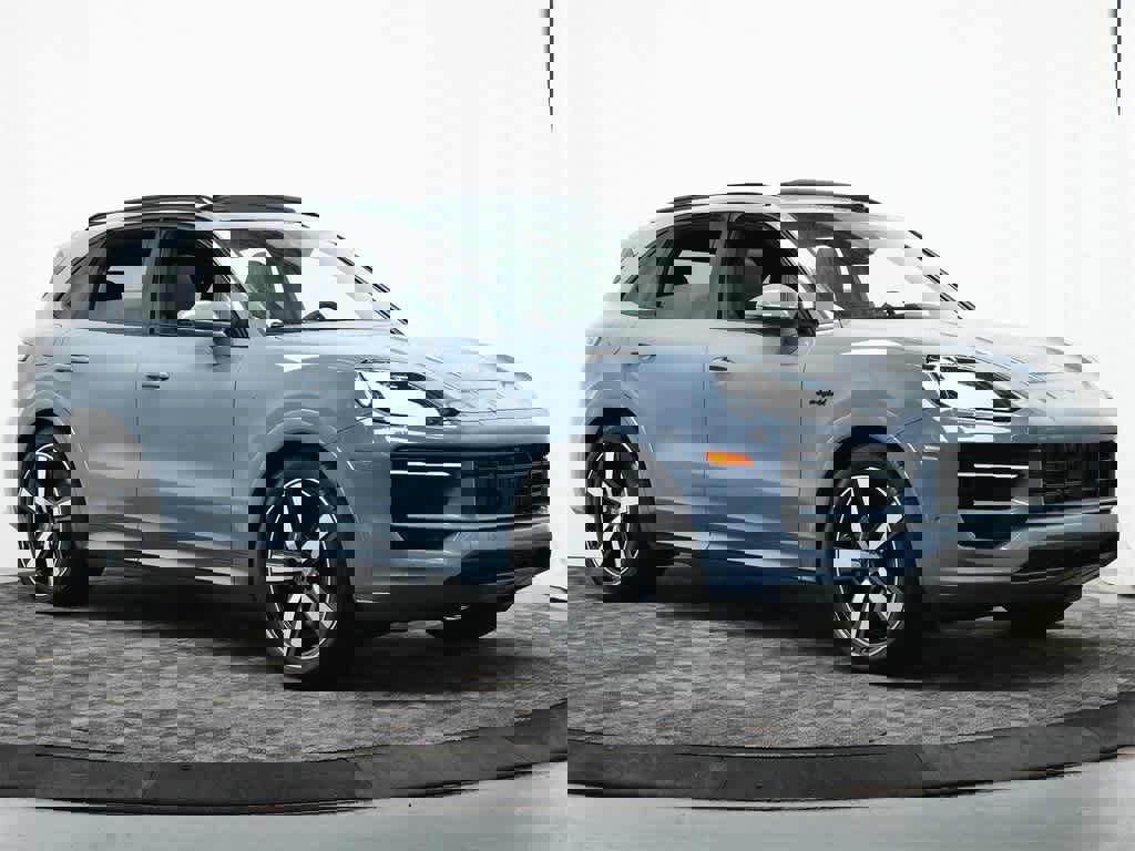 New 2025 Porsche Cayenne Turbo image 9